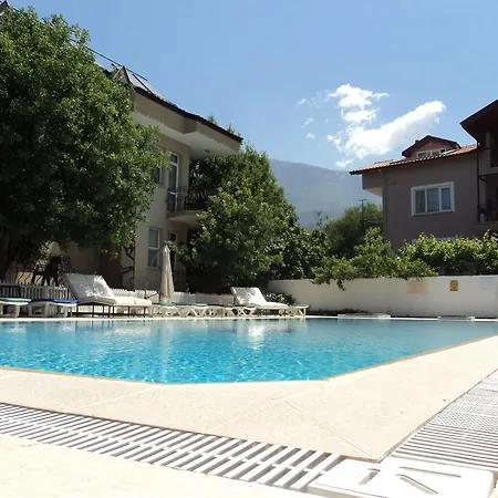Club La Perla 2* Oludeniz
